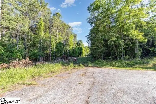 228 Hickory Ridge Road, Townville, SC 29689