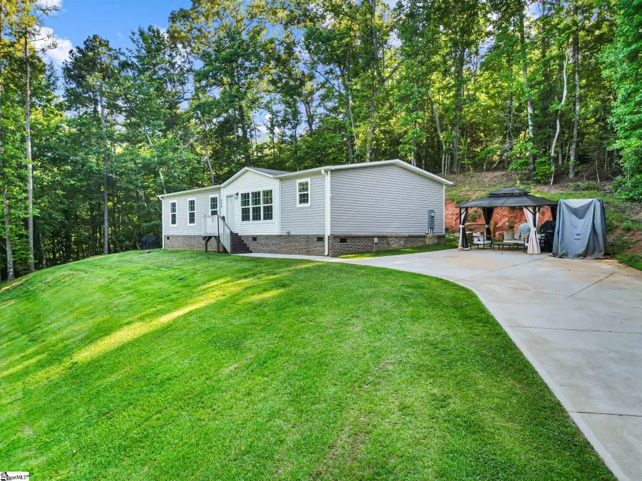 340 Cedar Falls Road, Fountain Inn, SC 29644 - #2