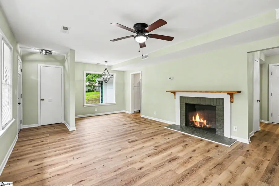 931 Windy Court, Spartanburg, SC 29301 - #3