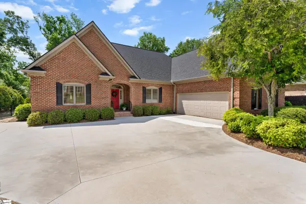 213 Bentwater Trail, Simpsonville, SC 29680