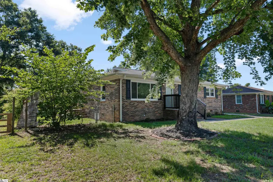 105 Abbotsford Drive, Simpsonville, SC 29681 - #3