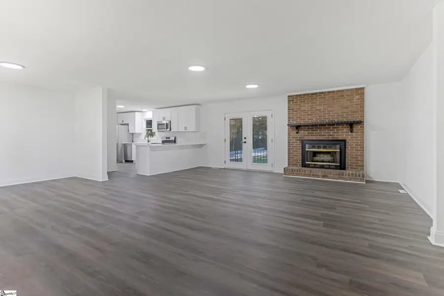 402 Woodley Road, Spartanburg, SC 29306 - #2