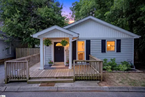 7 Burns Circle, Greenville, SC 29605