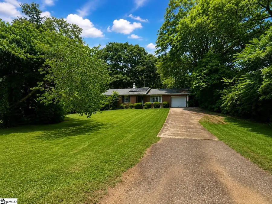 4 Merry Dale Lane, Greenville, SC 29617 - #3