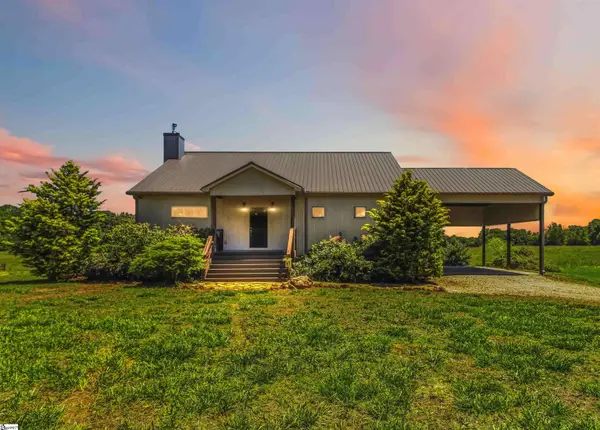 267 Christmastree Lane, Woodruff, SC 29388