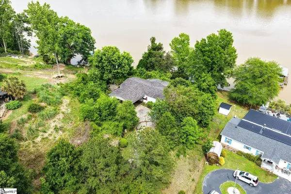 452 Harbor Crest Drive, Waterloo, SC 29384
