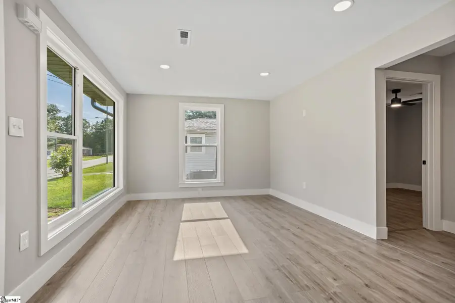 115 Hammond Avenue, Greer, SC 29651 - #2