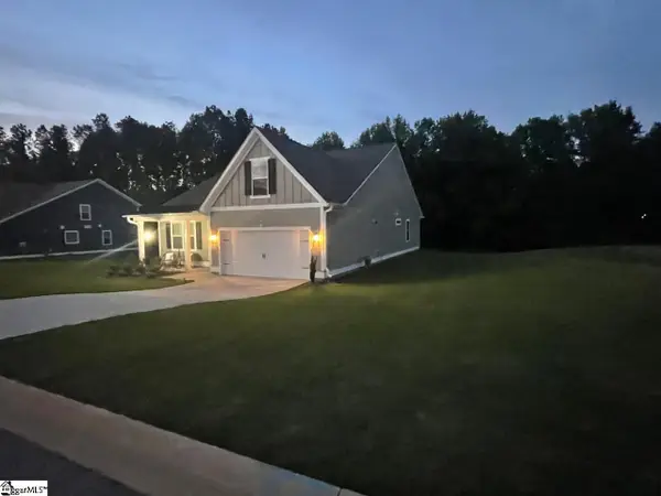 840 Orchard Valley Lane, Boiling Springs, SC 29316