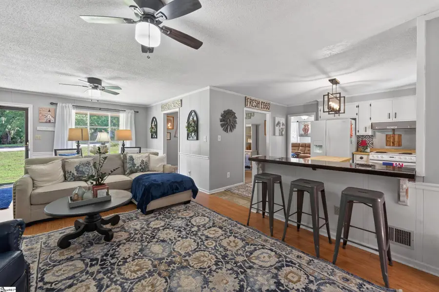 135 W Church Street, Cowpens, SC 29330 - #2