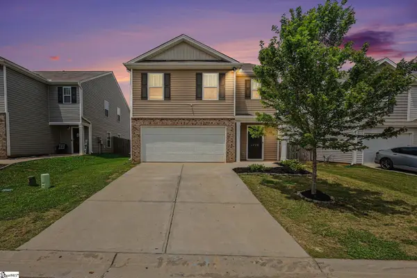 1328 Ledsham Court, Greer, SC 29651