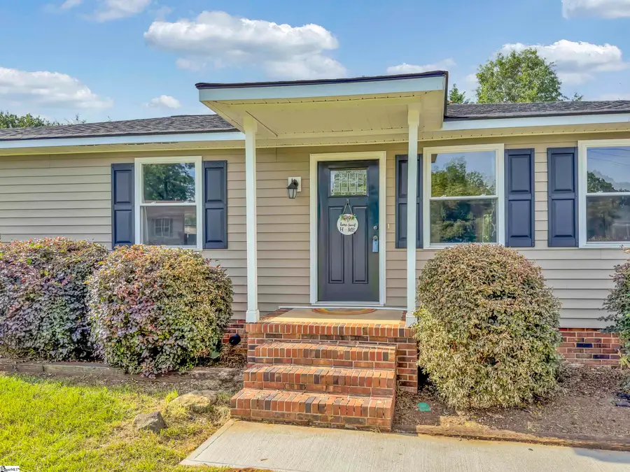 15 Childress Circle, Greenville, SC 29617 - #2
