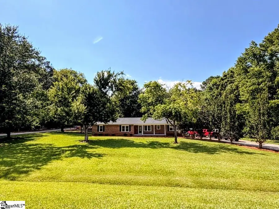 3258 W 72 Highway, Clinton, SC 29325 - #2