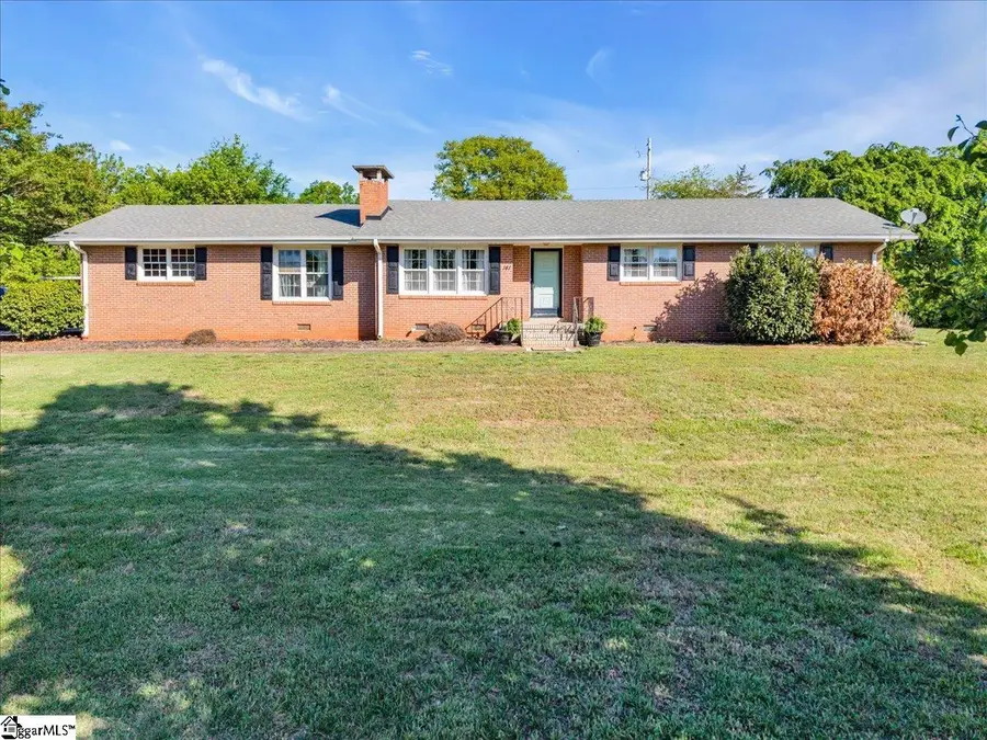 141 Mcjunkin Drive, Pickens, SC 29671 - #2