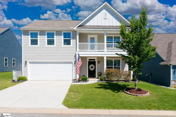 216 Nearmeadows Way, Simpsonville, SC 29681