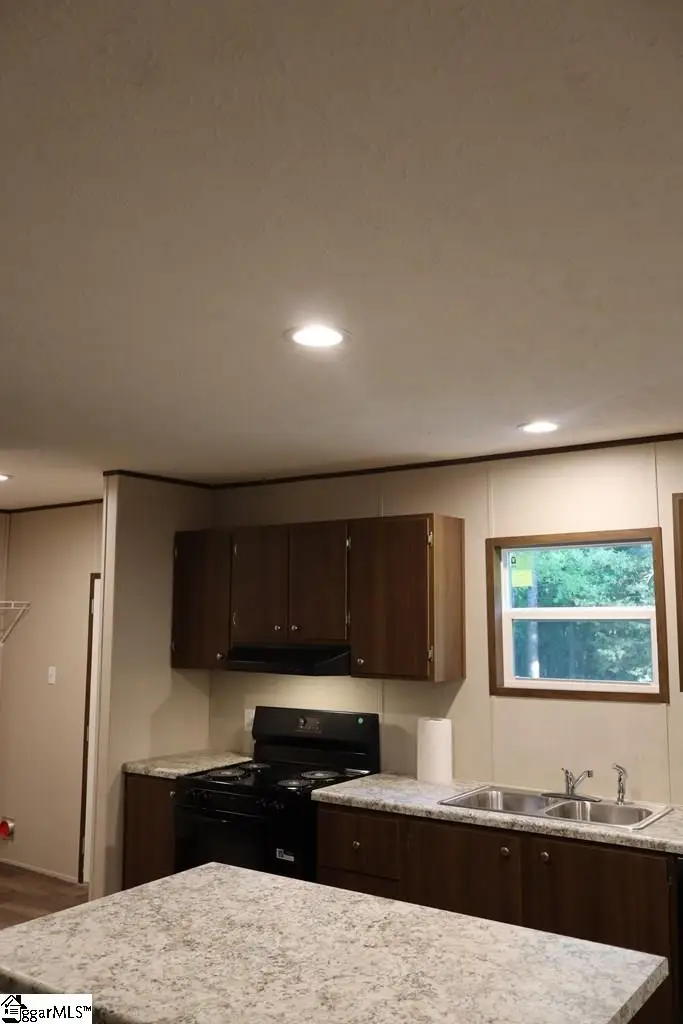 104 Trout Stree S Greenwood Street, Greenwood, SC 29649 - #2