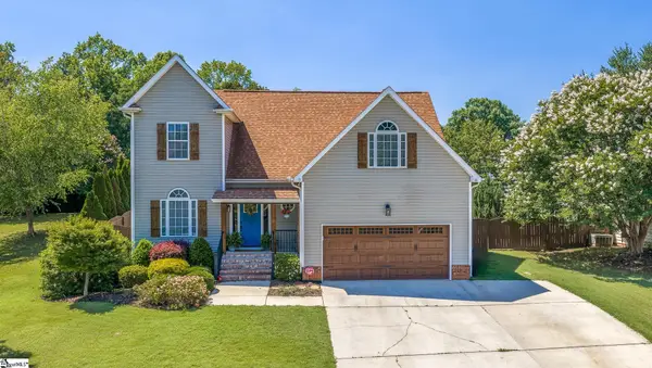 302 Crossvine Way, Simpsonville, SC 29680-6864