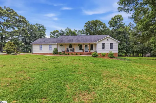 868 Bulls Road, Taylors, SC 29687