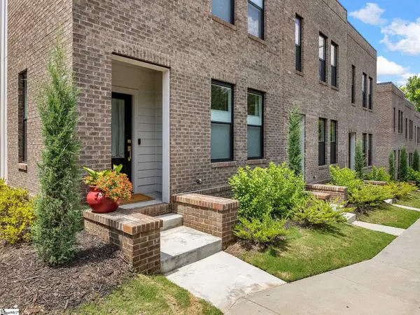 296 College Street, Spartanburg, SC 29303
