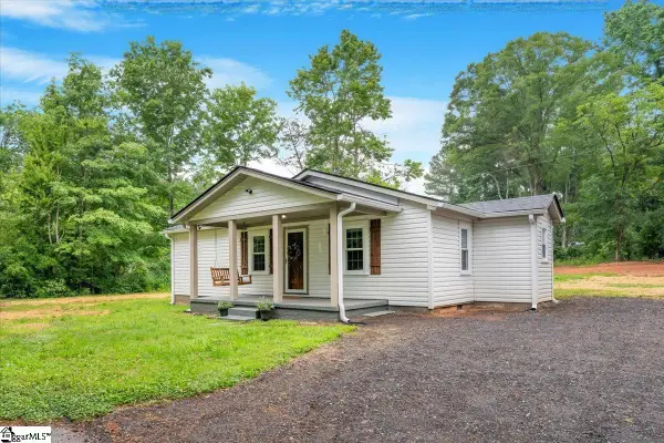 174 Holliday Road, Six Mile, SC 29682
