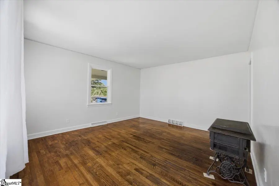 15 Duncan Road, Greenville, SC 29617 - #3