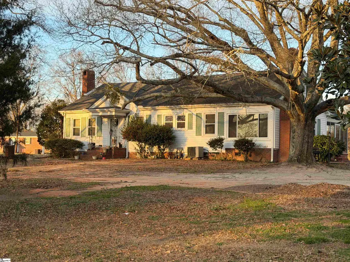 8014 Hwy 14, Gray Court, SC 29645 - #1