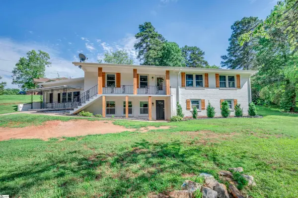 301 Fairmont Drive, Greenville, SC 29605-2538