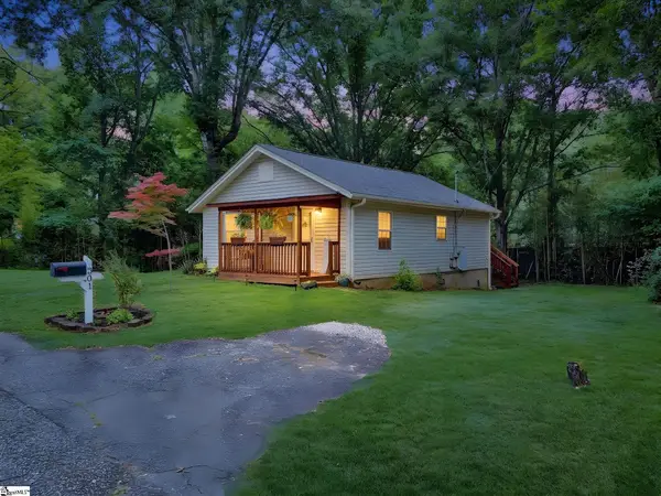 301 S E Street, Easley, SC 29640