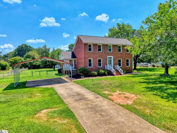 104 Locksley Drive, Greenwood, SC 29649