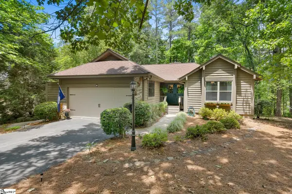 11 Pine Garden Way Drive, Salem, SC 29676