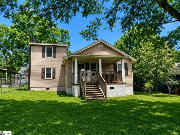 32 School Street, Enoree, SC 29335