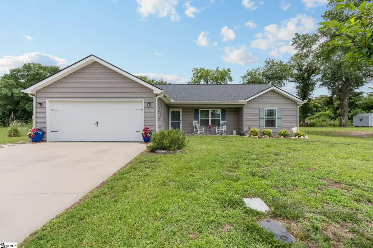 7607 S Old Laurens Road, Gray Court, SC 29645 - #1