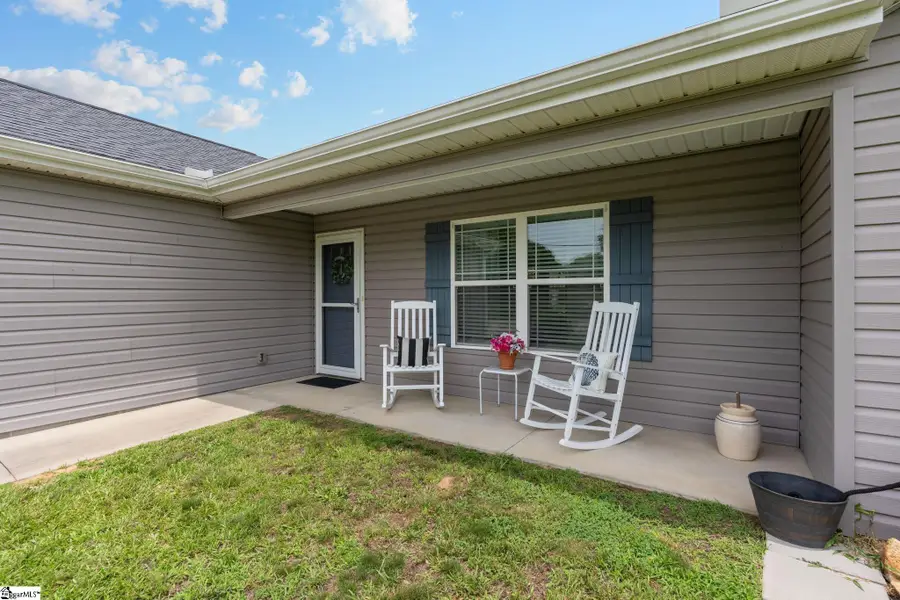 7607 S Old Laurens Road, Gray Court, SC 29645 - #3