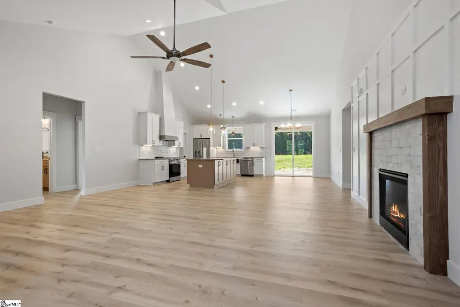 369 Pine Drive, Greer, SC 29651 - #2