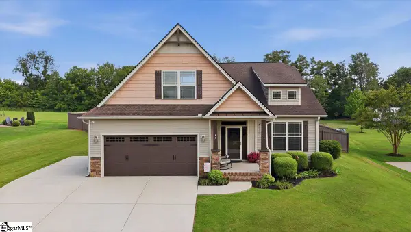 47 Rising Meadow Lane, Taylors, SC 29687