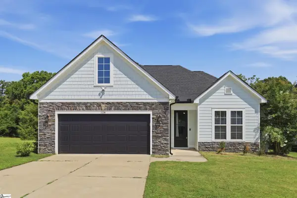 124 Champion Green, Greenwood, SC 29649