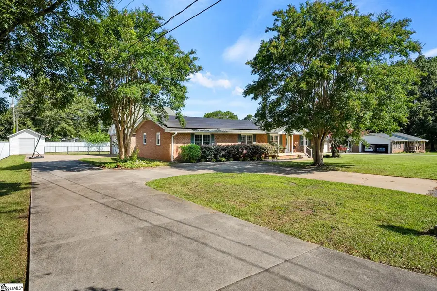 105 Lee Drive, Williamston, SC 29697 - #2