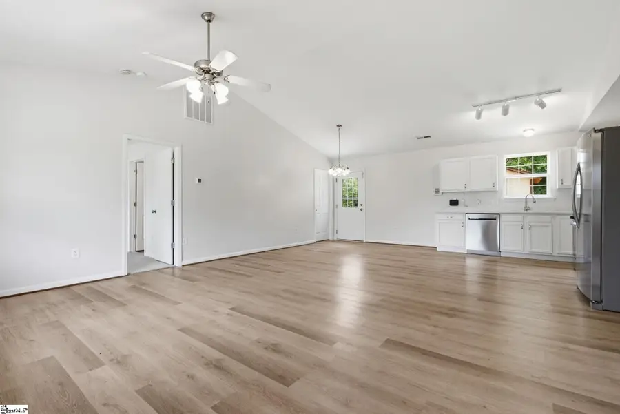 366 Edwards Road, Duncan, SC 29365 - #3