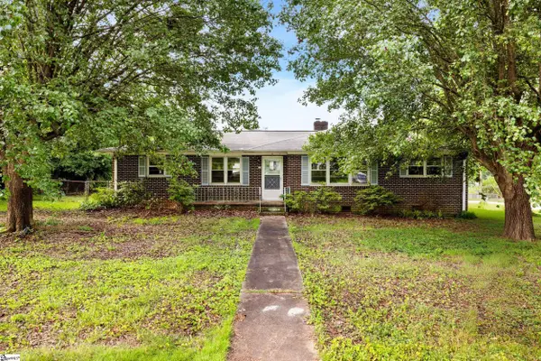 11 Picadilly Street, Taylors, SC 29687