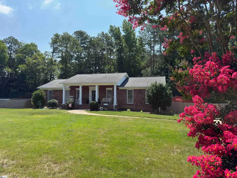 213 Briarwood Drive, Belton, SC 29627 - #2