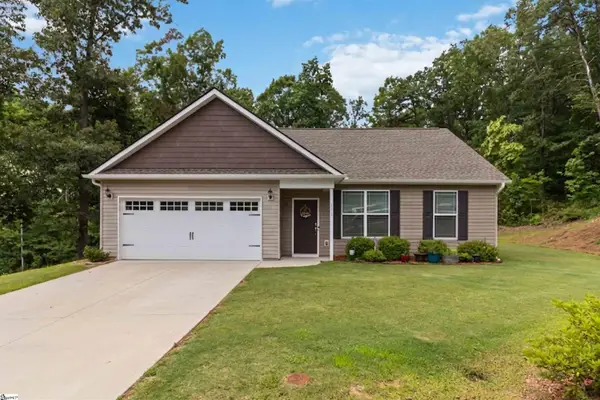 136 N Forest Circle, Marietta, SC 29661