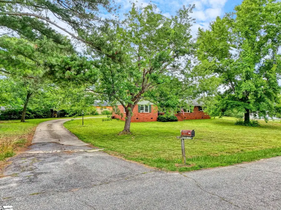 202 Saluda Drive, Piedmont, SC 29673 - #3