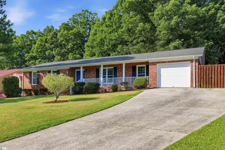 423 Indian Trail, Taylors, SC 29687 - #2