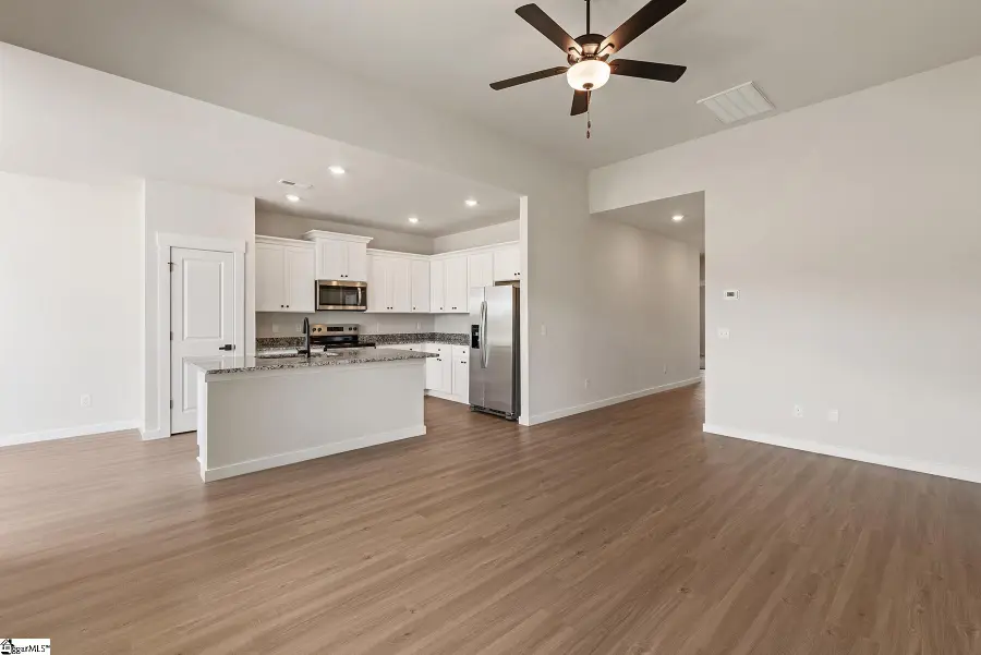 415 West Claywalk Road, Woodruff, SC 29388 - #2