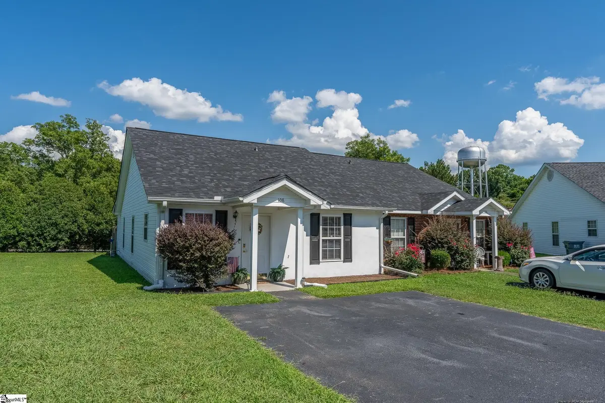 108 Pender Row Circle, Ninety Six, SC 29666 - #1