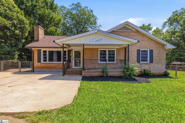8 Bainbridge Drive, Greenville, SC 29611