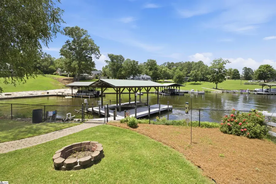 123 Bridgepoint Road, Greenwood, SC 29649 - #3