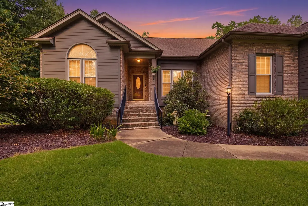 703 Garnett Way, Simpsonville, SC 29680 - #1