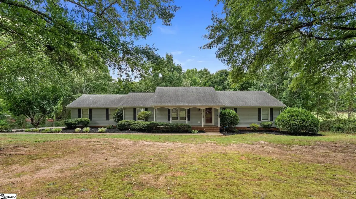 1014 E Queen Street, Pendleton, SC 29670 - #1