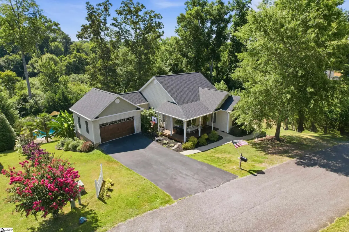 110 Brookside Circle, Honea Path, SC 29654 - #1