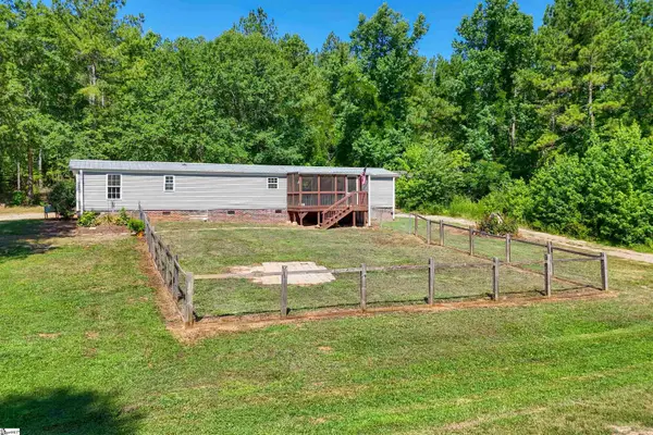 393 Country Estates Road, Fountain Inn, SC 29644